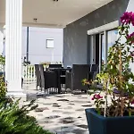 In With Sea View, Balcony, Air Conditioning, Wifi 3492-4 公寓 茨里克韦尼察