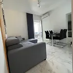 In With Sea View, Balcony, Air Conditioning, Wifi 3492-4