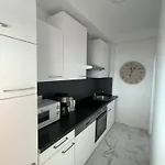 In With Sea View, Balcony, Air Conditioning, Wifi 3492-4 公寓 茨里克韦尼察